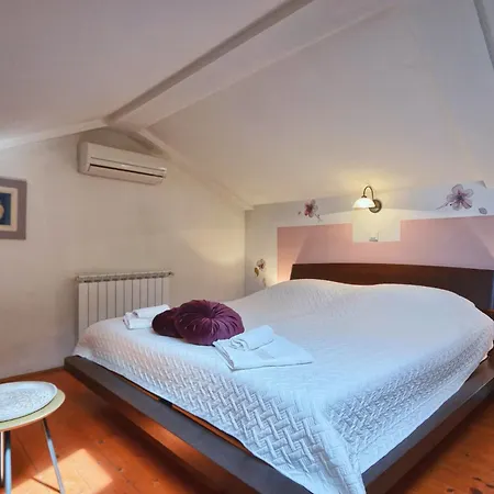Rosana In Muntić - Haus Für 4-5 Personen Villa Pula