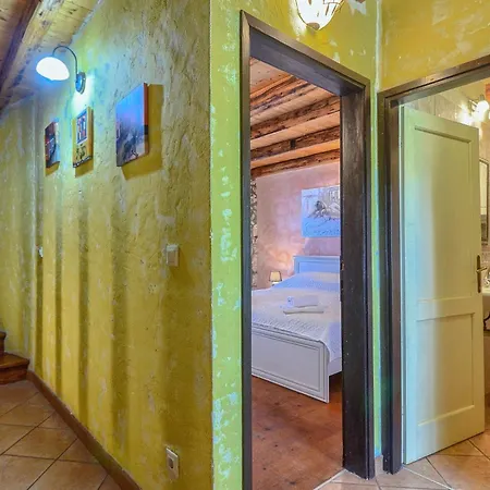 Rosana In Muntić - Haus Für 4-5 Personen Pula