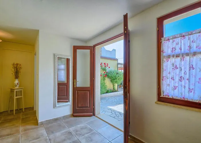 Villa Rosana In Muntic - Haus Fuer 4-5 Personen *