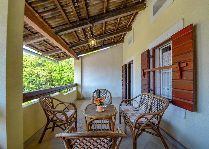 Rosana In Muntic - Haus Fuer 4-5 Personen *