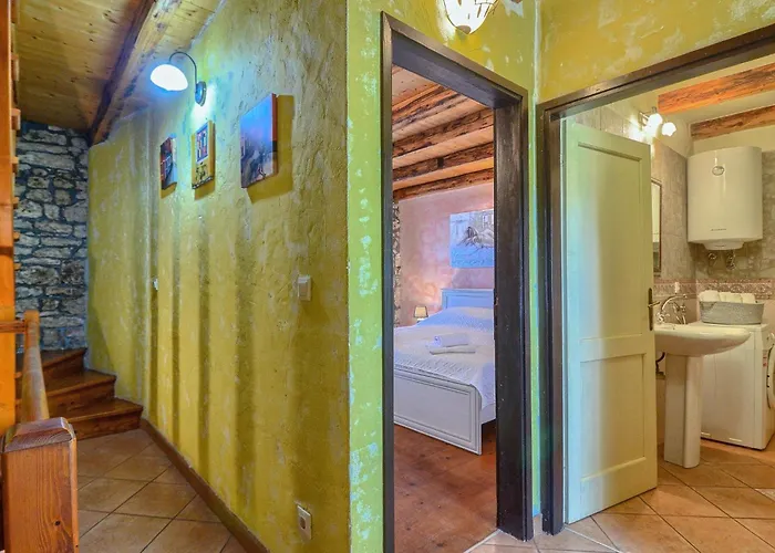 Rosana In Muntic - Haus Fuer 4-5 Personen Pula